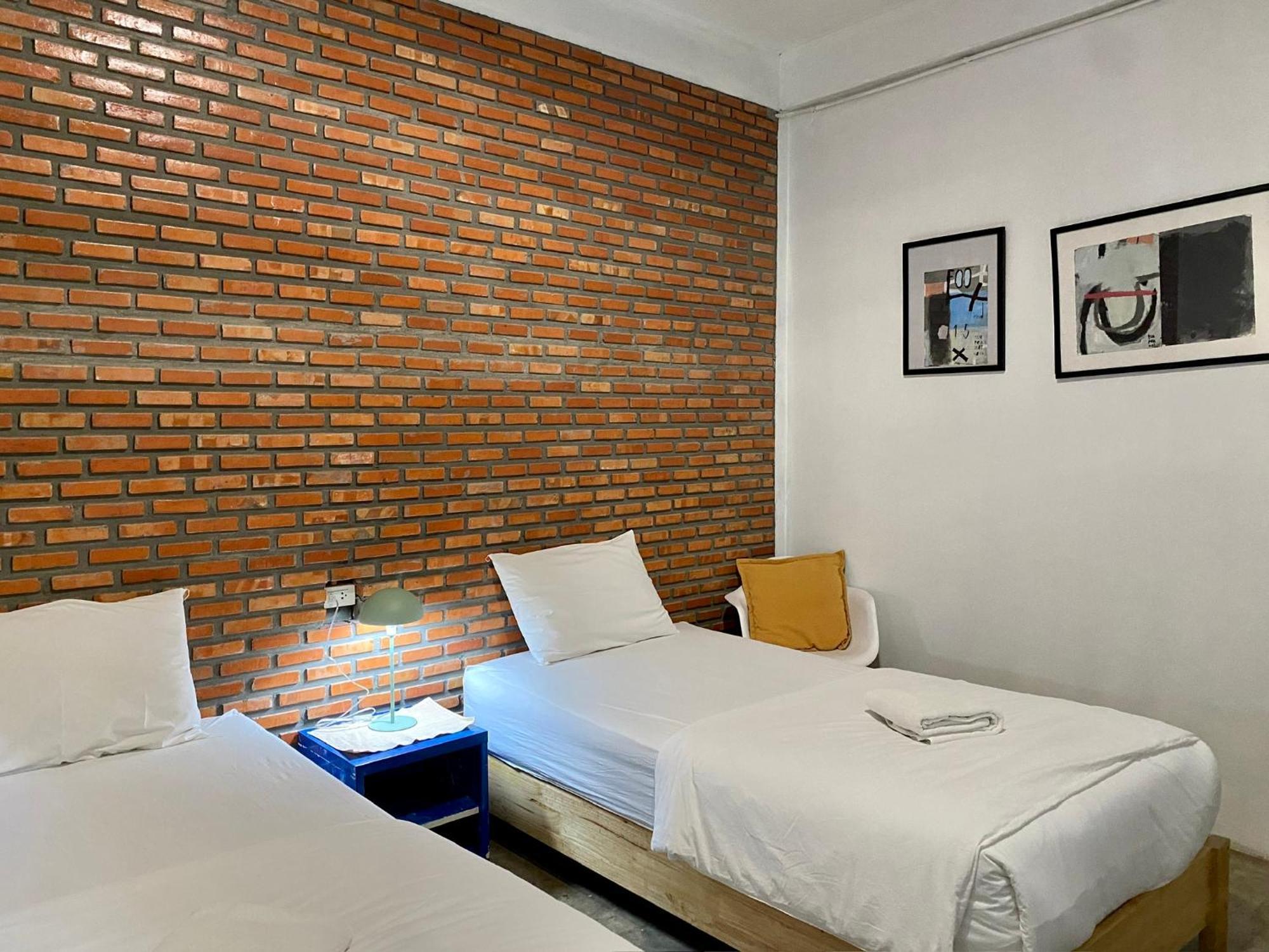 Hostel Nokhook House Trang Exterior foto