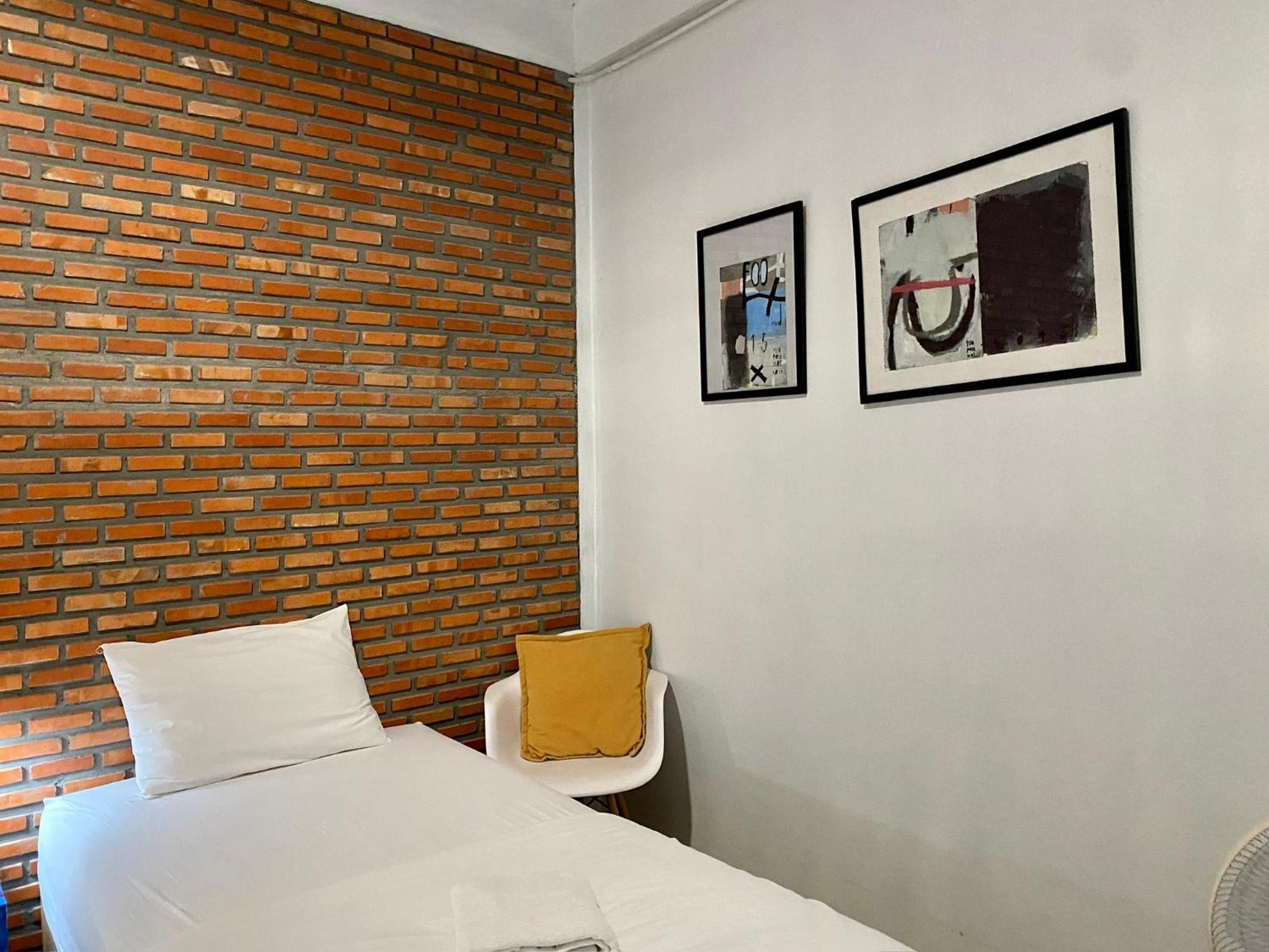 Hostel Nokhook House Trang Exterior foto