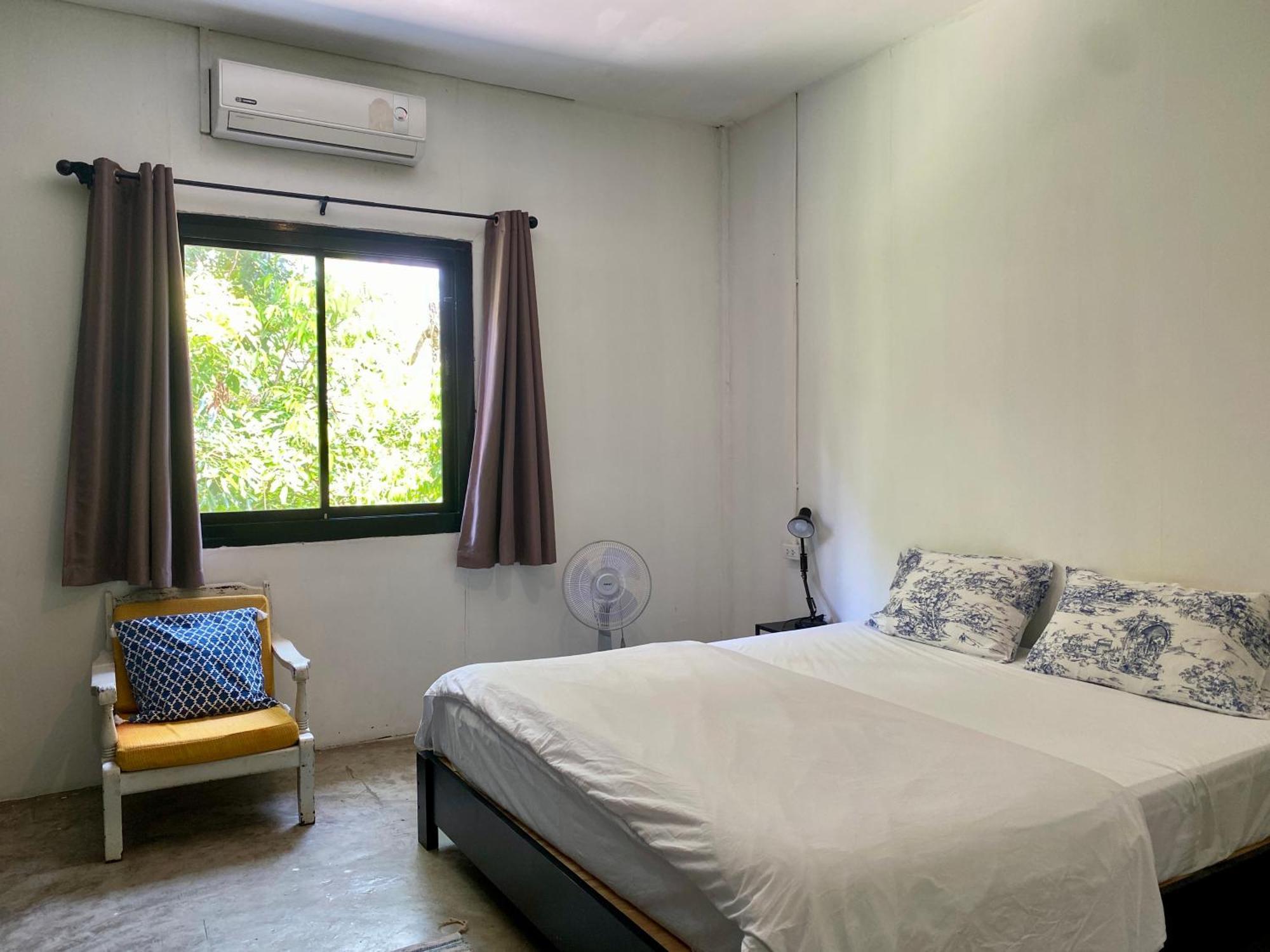 Hostel Nokhook House Trang Exterior foto